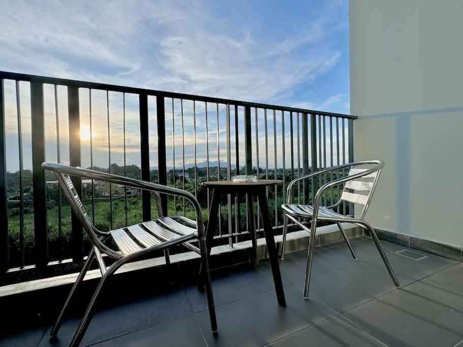 Apartment The Podium-3r2b-free 2 Parking-12 Pax-d333